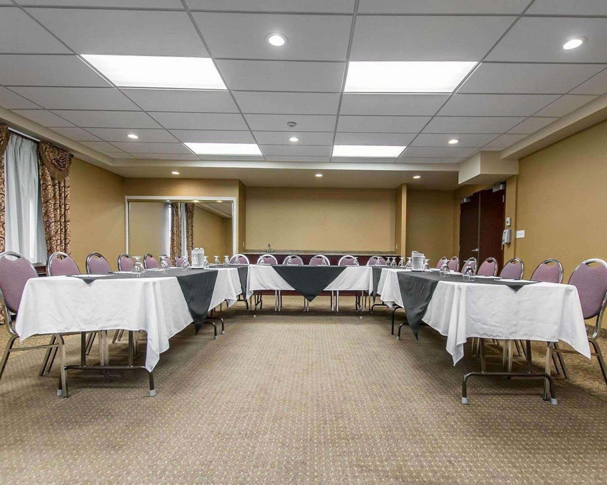 Quality Inn & Suites Bay Front Sault Ste. Marie Luaran gambar
