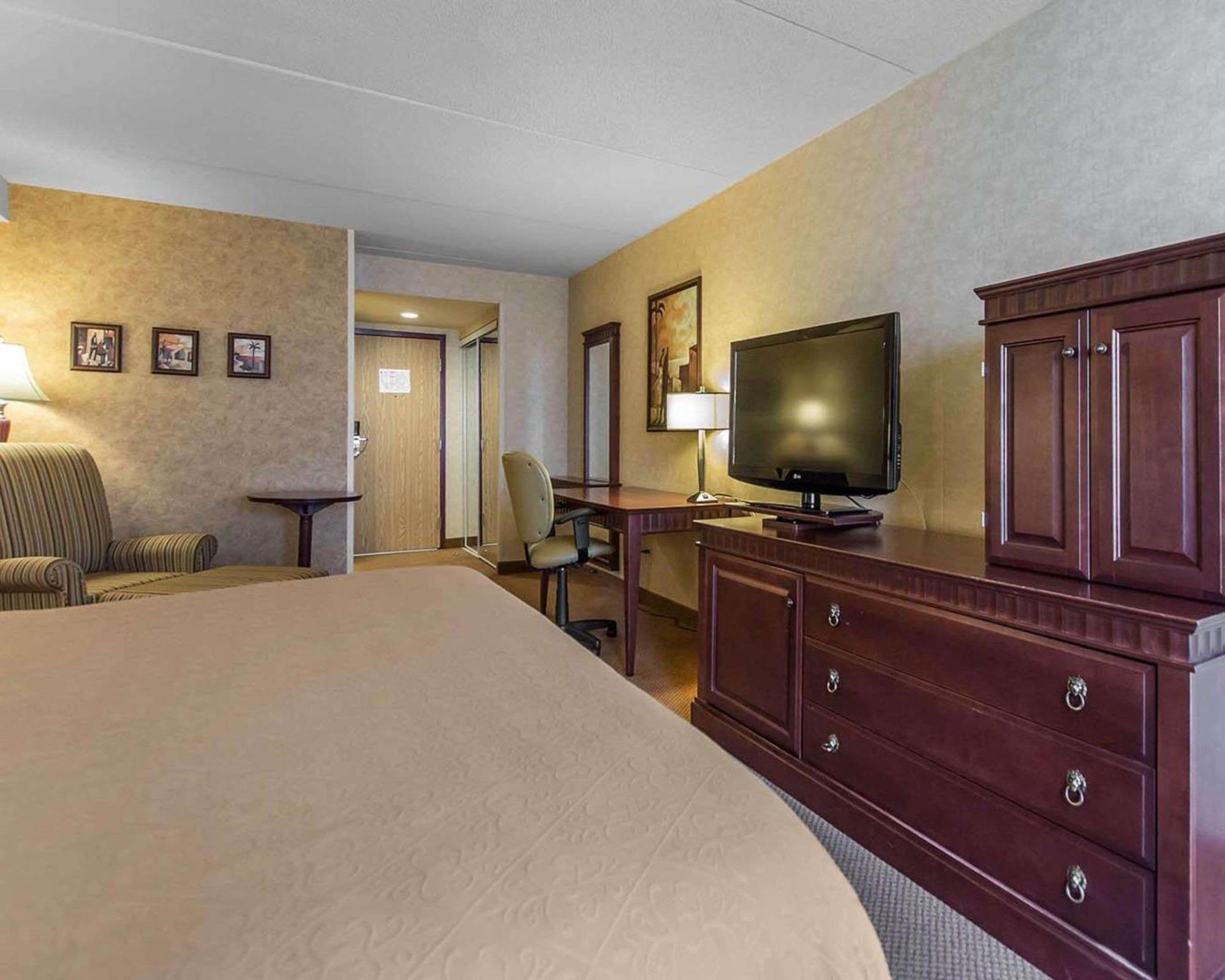 Quality Inn & Suites Bay Front Sault Ste. Marie Luaran gambar