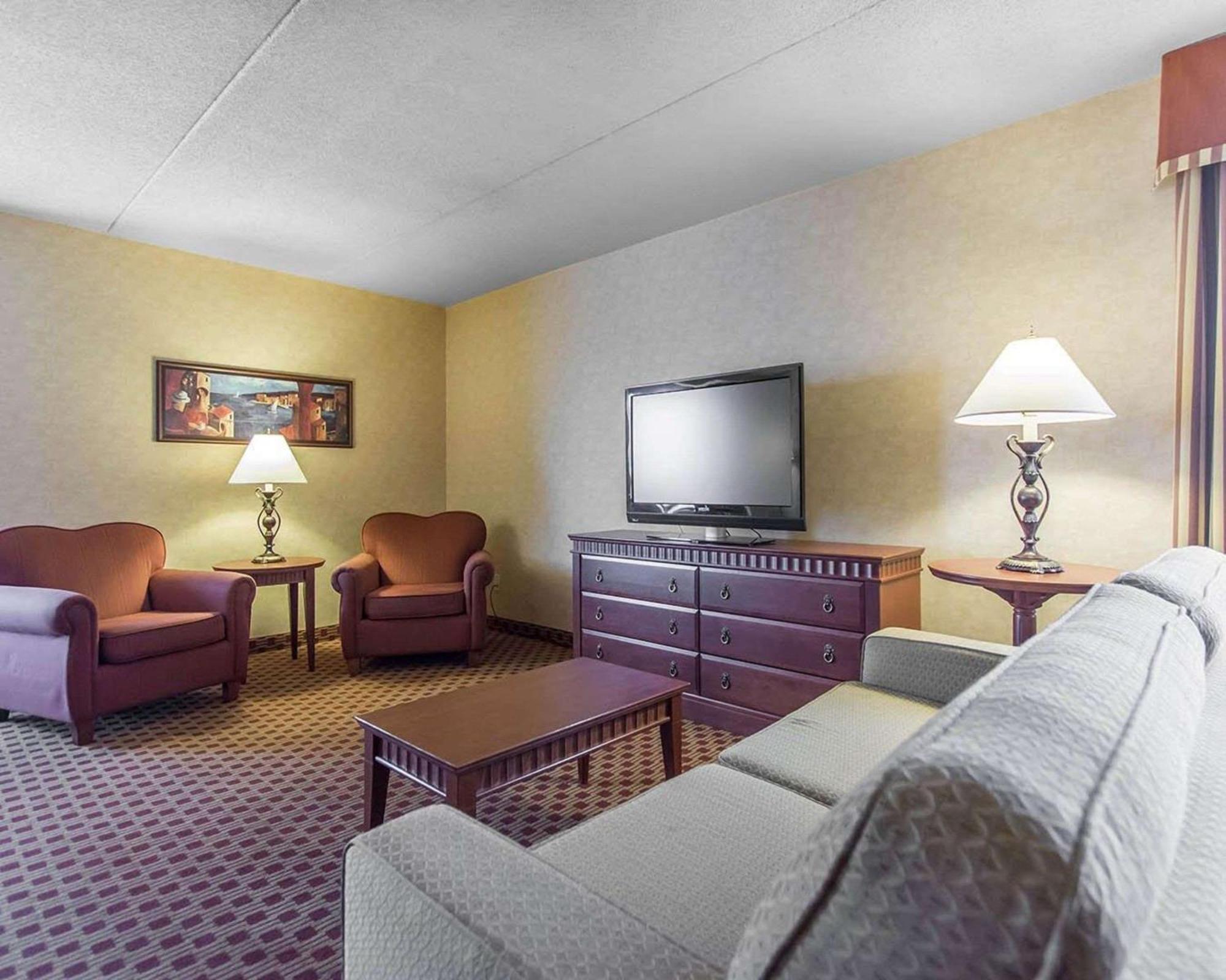Quality Inn & Suites Bay Front Sault Ste. Marie Luaran gambar