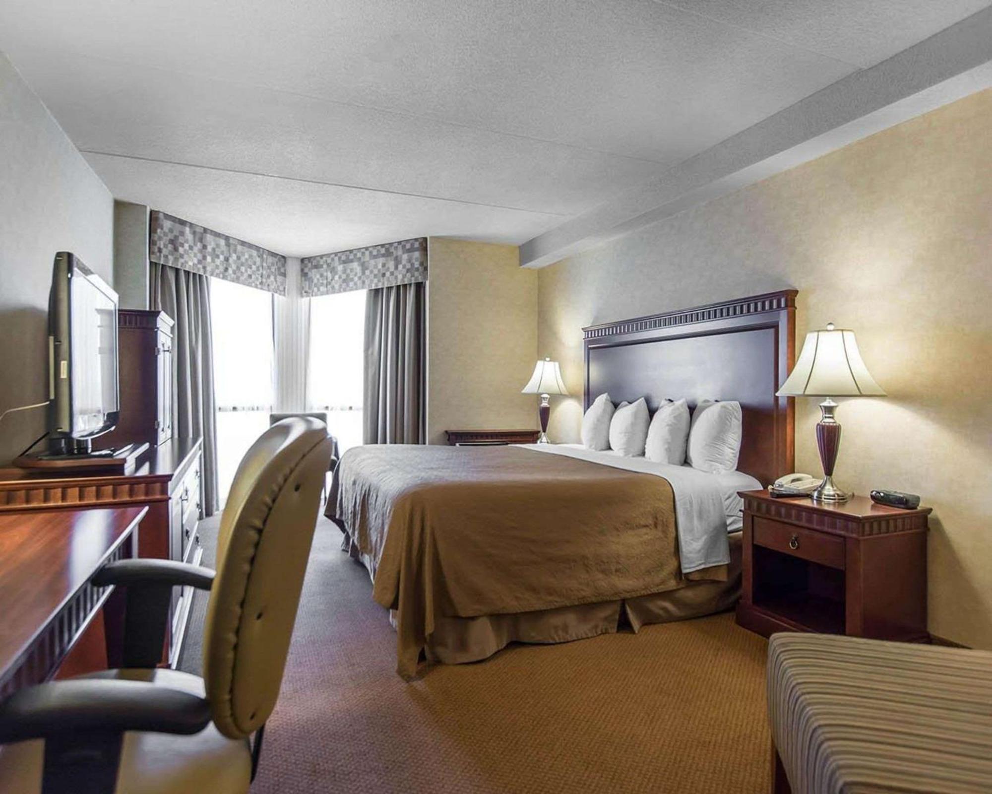 Quality Inn & Suites Bay Front Sault Ste. Marie Luaran gambar