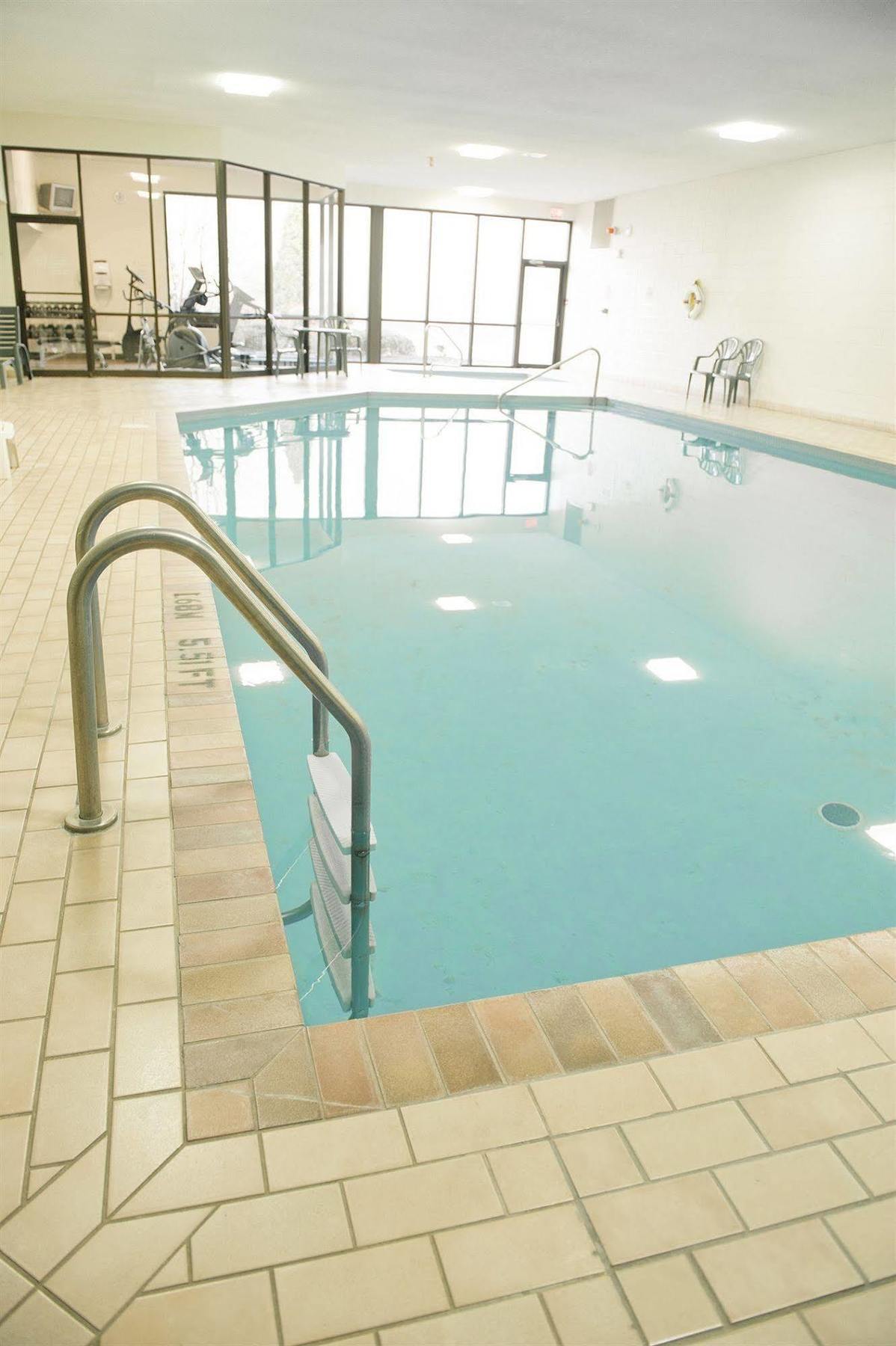 Quality Inn & Suites Bay Front Sault Ste. Marie Luaran gambar